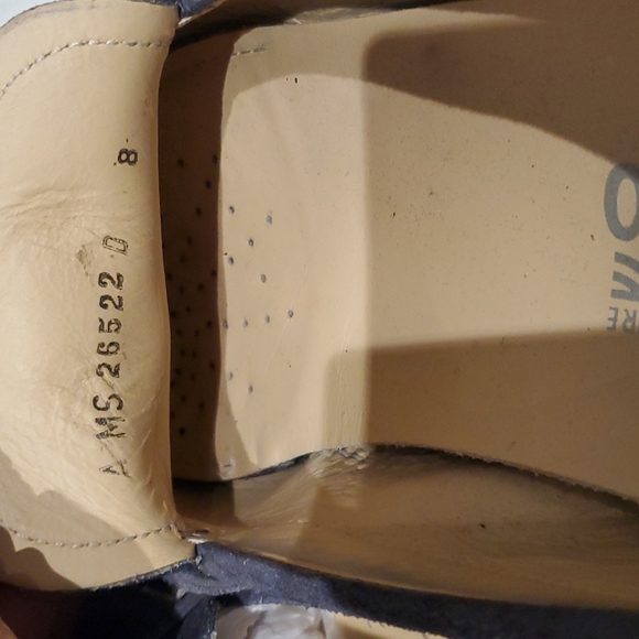 Authentic Ferragamo driving loafer - Picture 6 of 6